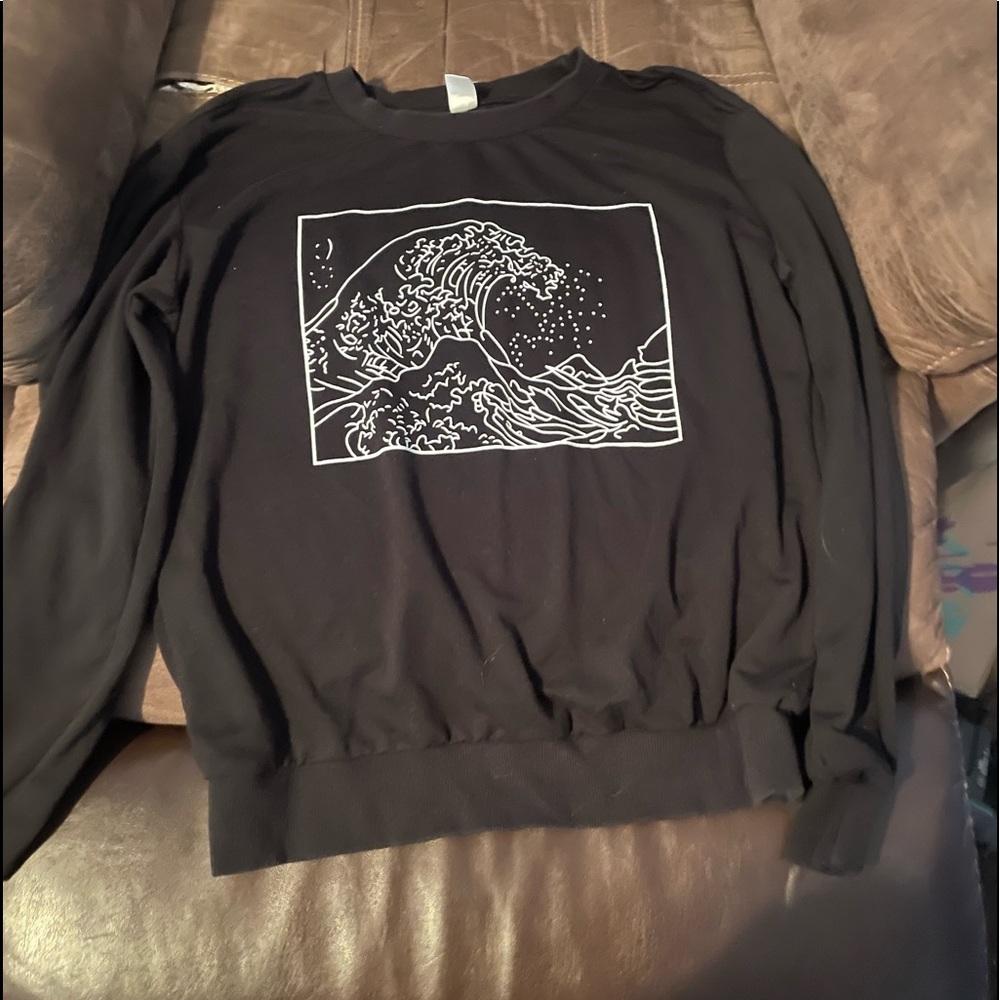 Wave sweatshirt